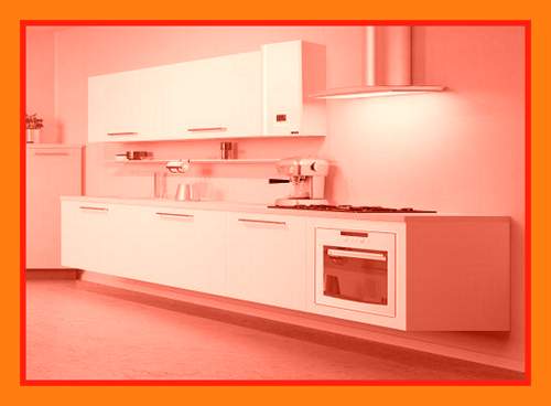 Специалисты выяснили, что больше всего раздражает россиян в своих квартирах отсутствие мест хранения и маленькие кухни!