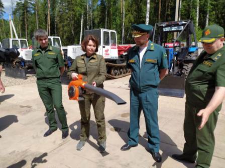 Воздуходувы Husqvarna окажут помощь в борьбе с лесными пожарами на территории Подмосковья!