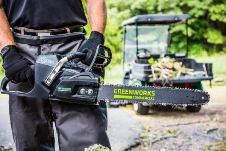 Бренд Greenworks запускает новый продукт - профессиональную аккумуляторную цепную пилу модели GC82CS25. 